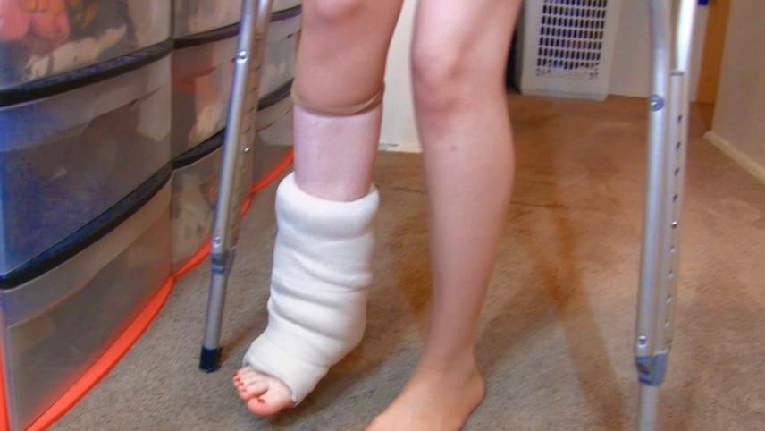 Tara Tied - A Sprained Ankle For The Summer - FullHD 1080p [updated: 2024-10-12]