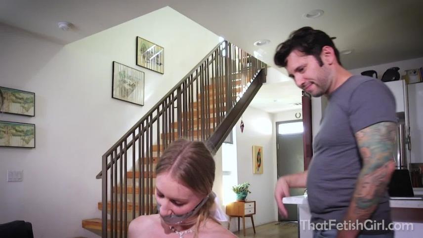 Nate Liquor, Riley Reyes, Tommy Pistol - Barefoot Bondage Revenge On Realtor [updated: 2024-10-13]