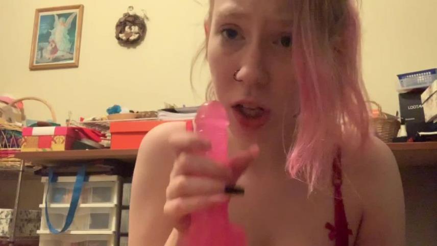 GGummii – Red Lingerie Dildo Play [updated: 2024-10-14]