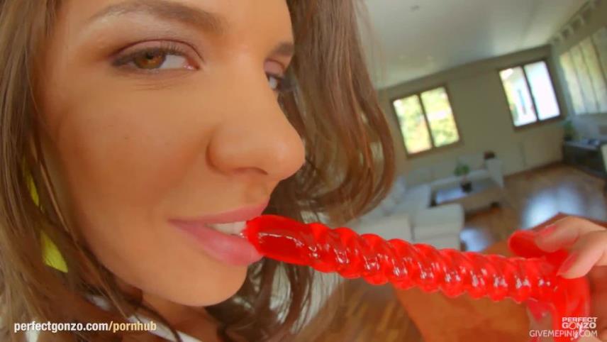 Henessy from give pink pleasuring herself with dildo [updated: 2024-10-15]