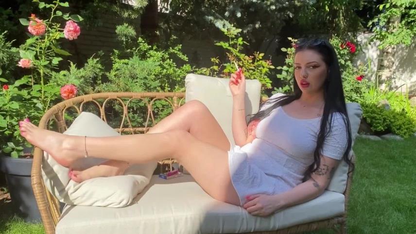 Young Goddess smoking and feet POV [updated: 2024-10-15]