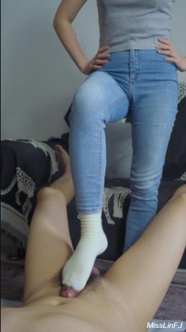 MissLinFJ – Jeans Sockjobs (Vertical Video) [updated: 2024-10-16]