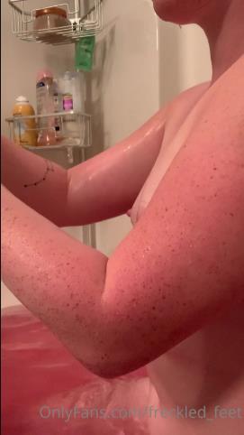 freckled_feet 31-08-2020-104888562-This one is for the armpit lovers [updated: 2024-10-16]