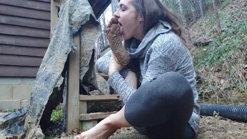 sadieholmes 29-09-2019 Suck the mud off my feet with me [updated: 2024-10-17]