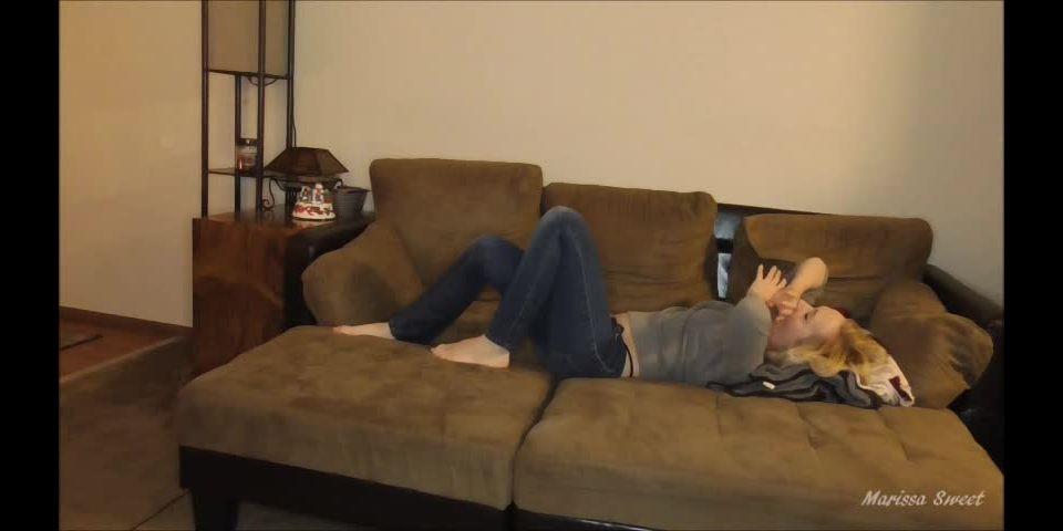 Marissa Sweet - Stretching And Lounging [updated: 2024-10-22]