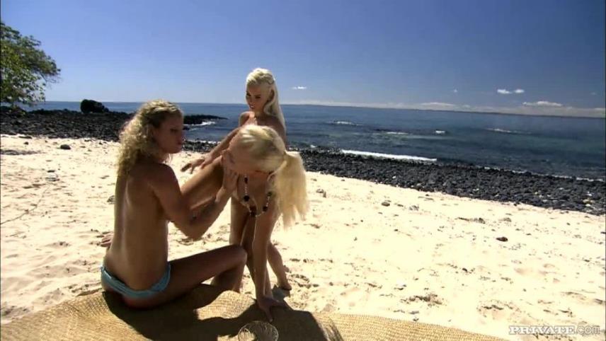 Cristina Blond Jennifer Love and Nesty Get Each Other off in Paradise [updated: 2024-11-04]