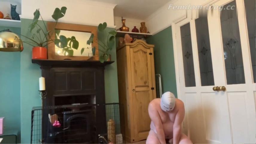 Miss Betsy - 50 kicks to bust his balls HARD - HD 720p [updated: 2024-12-05]