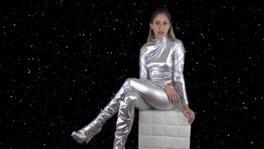 Princess Beverly - Deep Space With Beverly [updated: 2024-12-06]