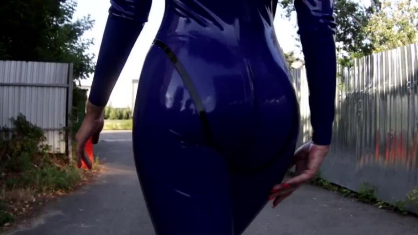 Katya Lomik ASMR Hard To Walk In Boots [MyLatexBabe] (HD 720p) [updated: 2024-12-12]