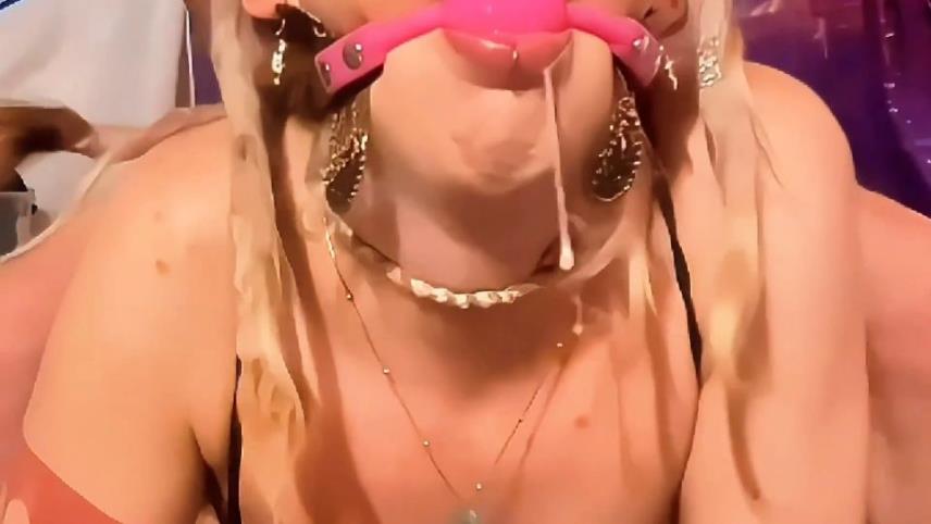 Fucked This Alt Girl So Hard Her Nose Ring Was Crooked - [PornHub] (FullHD 1080p) [updated: 2024-12-14]