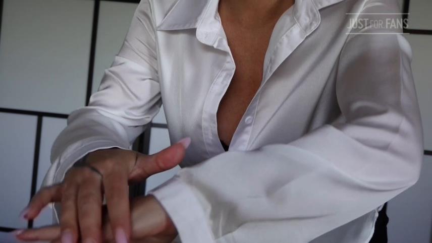 Mrswira1 – Satin Blouse Admiration Part I [updated: 2024-12-16]