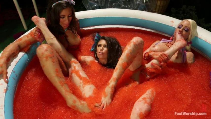 Foot Fetish, Lesbian Footing, Jello and Sploshing [updated: 2024-12-24]