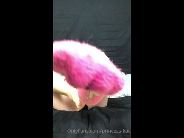 Kat’s Smelly Sock Humiliation Joi With Cum Countdown – PRINCESS KAT [updated: 2025-01-07]