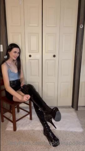 sophiaisspoiled-06-05-2022-2446423738-FULL LENGTH CLIP Foot Slave Training Part 5 I decided to allow you good boys My new [updated: 2025-01-09]